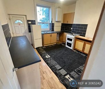 3 bedroom terraced house to rent - Photo 6