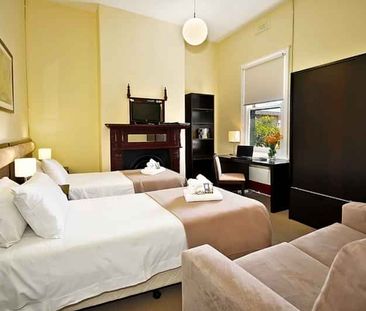 Room 3 (Non Ensuite) - Photo 3