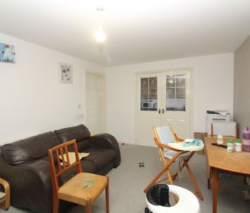 2 Bedroom Apartment - Photo 1