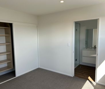 Two new Three Bedroom Townhouses - Photo 5