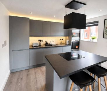 1 bedroom in a flat share to rent - Photo 4