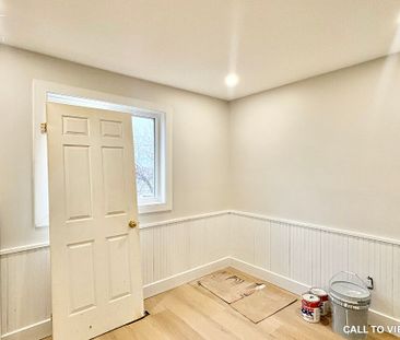 EXPANSIVE 4-BEDROOM +DEN DETACHED HOUSE WITH BEAUTIFUL FINISHES - Photo 6