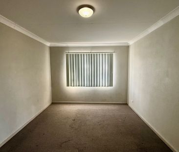 Well Presented Unit in Great Location! - Photo 5