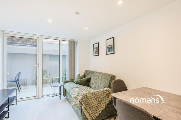 1 bedroom flat to rent - Photo 1