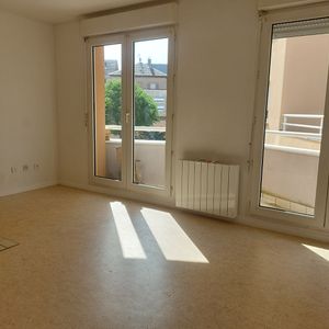 Location Appartement 1 pièce 24m² - Photo 2