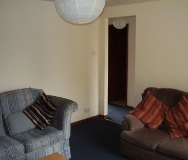 5 Bedroomed Flat - Photo 4