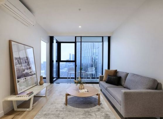 MODERN 2-BEDROOM APARTMENT IN THE HEART OF SOUTHBANK | UNFURNISHED | NO PARKING - Photo 1