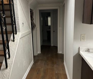 For Lease - 22 Hazelglen Court, Brampton, Ontario - Photo 6