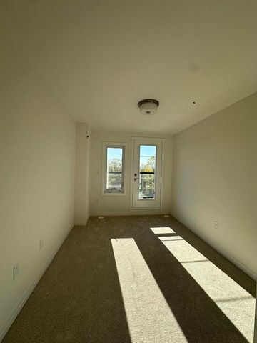 For Lease - 620 Colborne Street Unit# 2, Brantford, Ontario - Photo 2