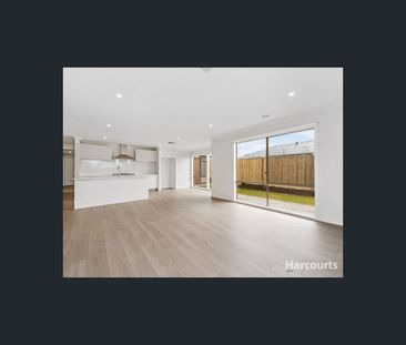 11 Cyclops Street, Warragul, Vic 3820 - Photo 4
