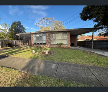 13 Featherwood Street, Clayton South, Vic 3169 - Photo 5