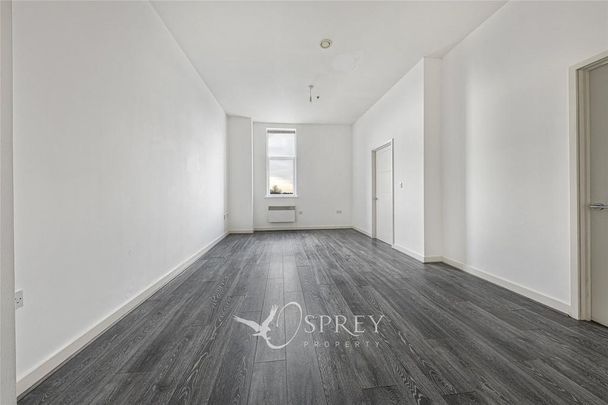 Flat to rent - Photo 1