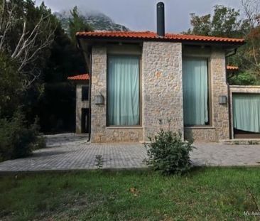 Μονοκατοικία για ενοικίαση Ζεμενό (Αράχωβα) - Photo 5