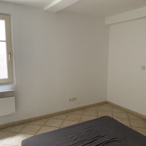 Location Appartement 2 pièces 24m² NARBONNE 11100 - Photo 2