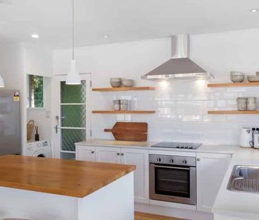 Fabulous Devonport Unit - Photo 3