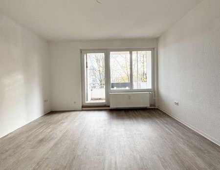 Hübsche 3-Zi.-Whg. mit modernem Badezimmer und Balkon - Foto 1