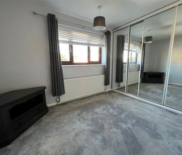 2 bedroom semi-detached house to rent - Photo 3