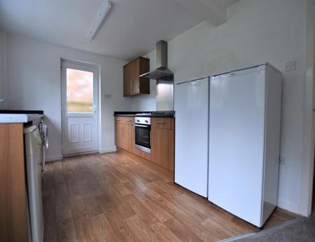 4 Bedroom Detached Available Arranging tenancy - Photo 5