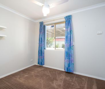 30 The Vale - Photo 5