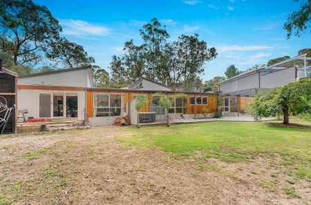 16 Lorraine Avenue, Warrandyte - Photo 5
