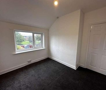 Grove Crescent, Grimsby, DN32 - Photo 4