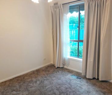 3/141 Melbourne Road, Williamstown VIC 3016 - House For Rent | Domain - Photo 2