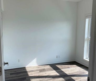 For Lease - 102 Grovewood Common Circle Unit# 226, Oakville, Ontario - Photo 6