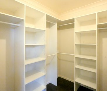 8 Eugene Vincent Street, BONNER ACT 2914 - Photo 5