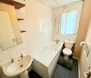 1 Bedroom Flat To Let - Photo 5