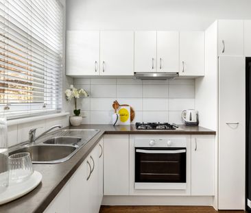 3/3 Clovelly Court, Hawthorn VIC 3122 - Apartment For Rent | Domain - Photo 3