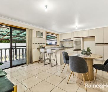 Contemporary Living on Baker Court - Photo 5