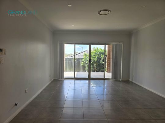 8 Nivelle Road, Edmondson Park NSW 2174 - House For Rent | Domain - Photo 1