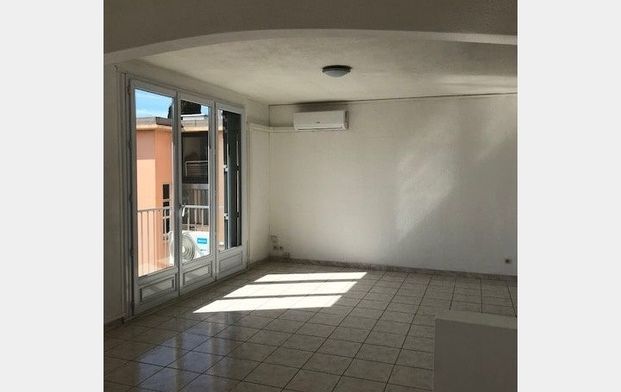 Location Appartement P3 Nimes - Photo 1