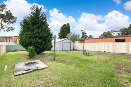 156 Port Hacking Road, Sylvania NSW 2224 - House For Rent | Domain - Photo 3