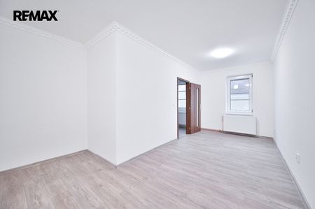 Pronájem bytu 3+1 68 m² - Photo 4