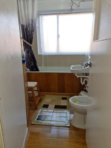 Room in a Shared Flat, Tildesley Road, SW15 - Photo 5