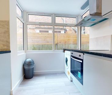 Room in a Shared House, St. Thomas's Road, N4 - Photo 3