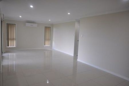 24 Tarcoola Street, Wyreema QLD 4352 - House For Rent | Domain - Photo 2