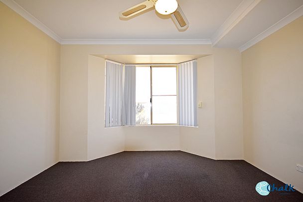 FAMILY HOME! LAWN MOWING INCLUDED! - Photo 1