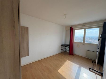 A LOUER - APPARTEMENT T2 ROANNE - Photo 3