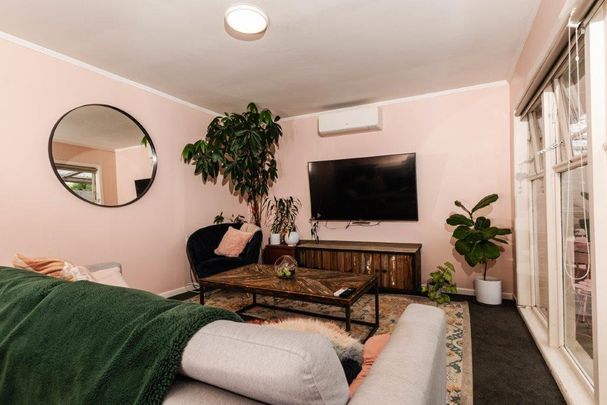 Little Gem in Onehunga - Photo 1