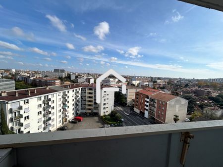 A louer: Appartement Toulouse 4 pièce(s) 70 m2 meublé, balcon, cave, parking libre - Photo 5