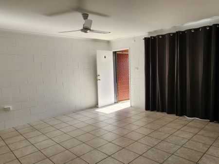 8/15 Earl Street, Westcourt QLD 4870 - Apartment For Rent | Domain - Photo 2