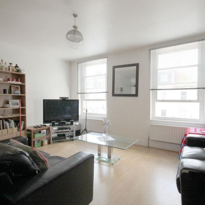 2 bedroom flat to rent - Photo 1