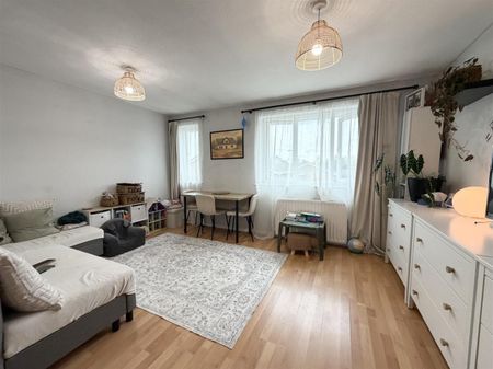 1 Bedroom Maisonette To Let - Photo 2