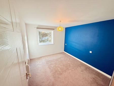 2 Bed Flat, Hill View House, BS15 - Photo 3