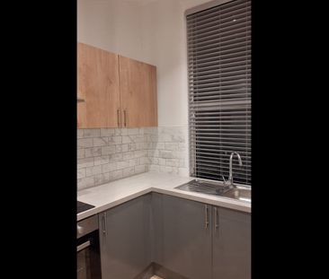 Bedsit, Bravington Road, W9 - Photo 5