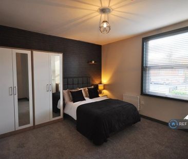5 bedroom terraced house to rent - Photo 4