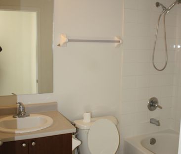 For Lease - 2891 Rio Court Unit# 123, Mississauga, Ontario - Photo 4