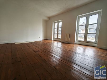 Location Appartement 5 pièces 106m² - Photo 2